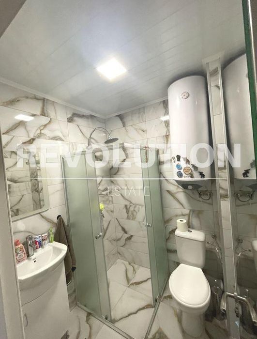 Дава се под наем Двустаен апартамент в к.к. Св.Св. Константин и Елена - 48 кв.м за 490 € - Снимка #6