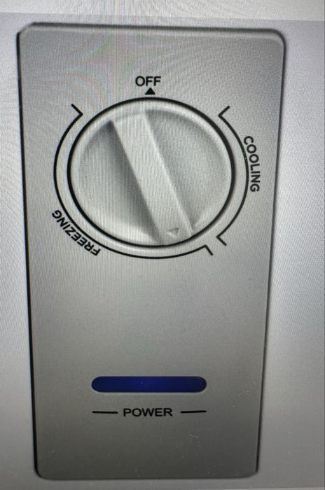 Морозильная камера Midea MCF100W, 99 л