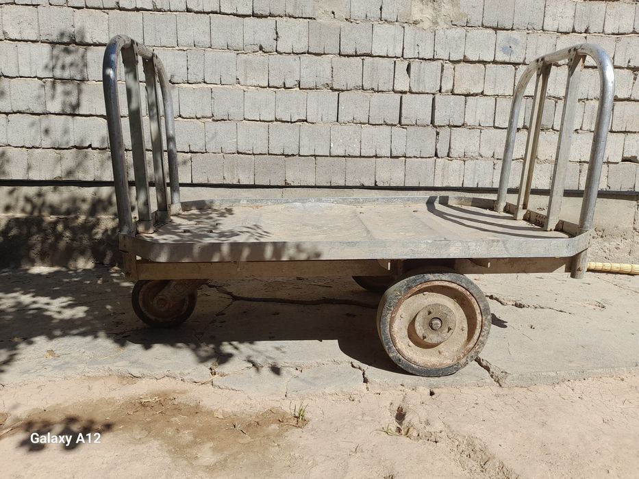 Юк ташиш араваси
