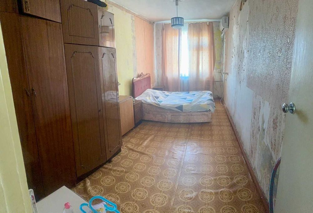 Продам 2 комн.квартиру в центре