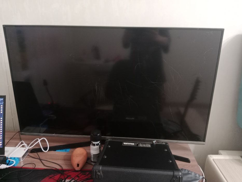 Телевизор ЛДЖИ продаетьс