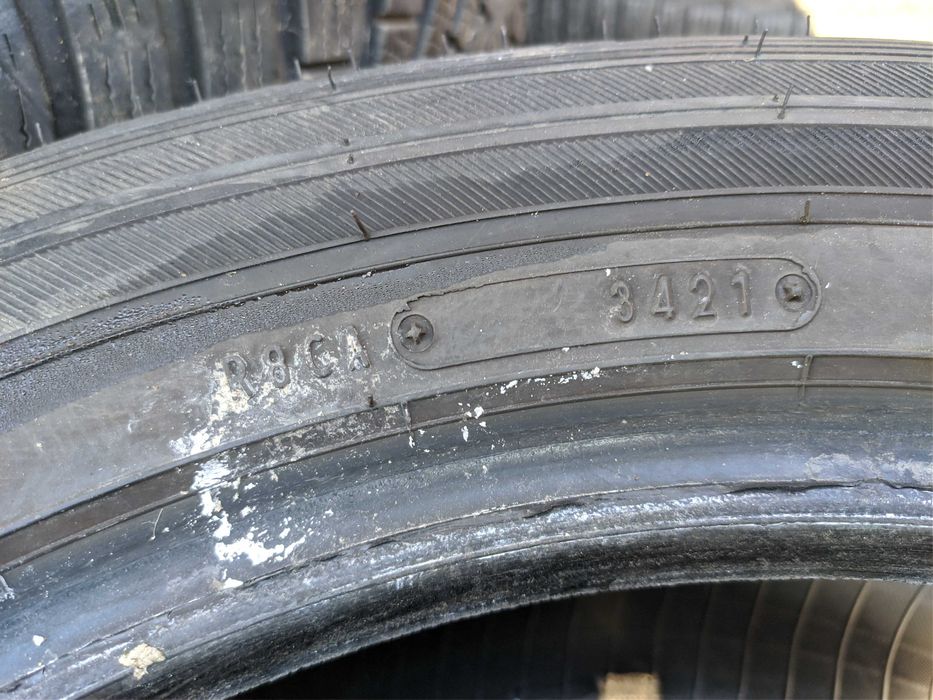 2бр Зимни гуми за бус 215 60 17 С - Falken