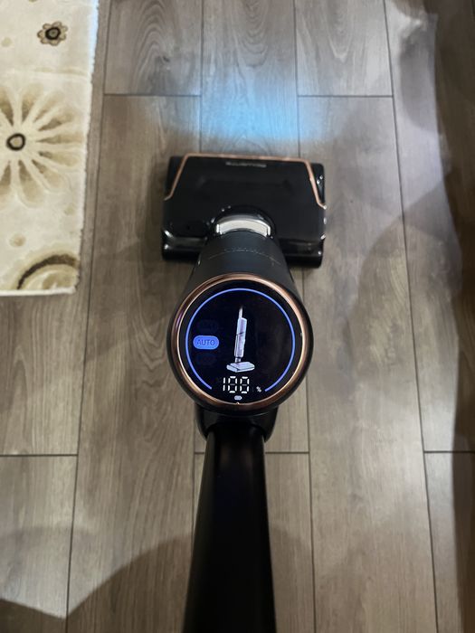 Aspirator vertical cu spalare Rowenta X-Clean 7