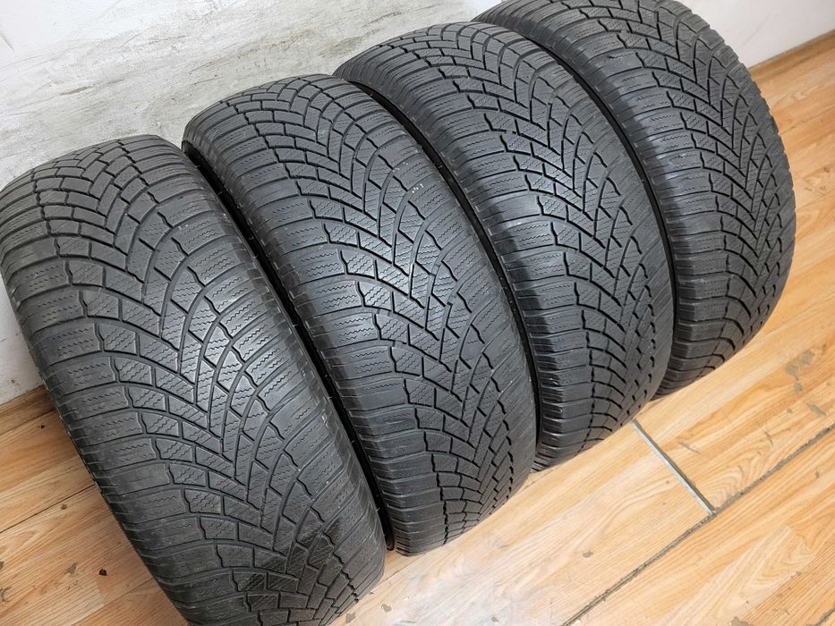 205/60/16 Bridgestone / 225/55/16 Taurus зимни гуми