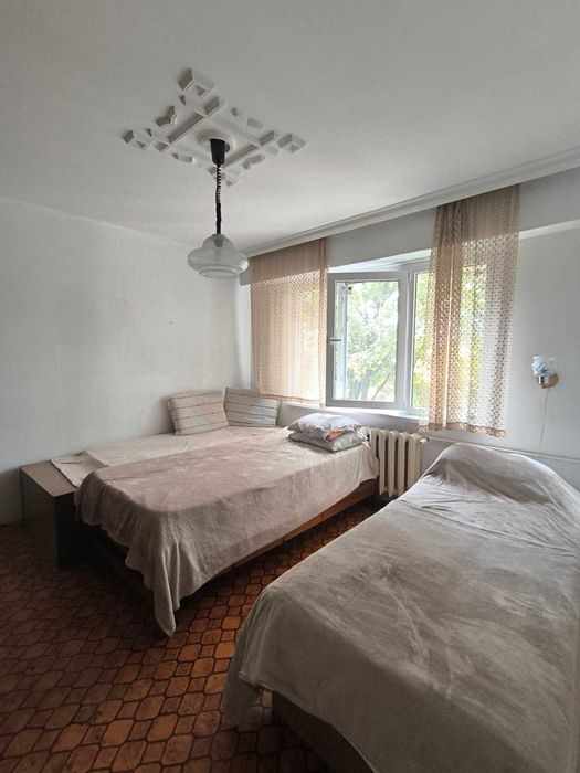 Дава се под наем Двустаен апартамент в Бургас, Зорница - 55 кв.м за 357 € - Снимка #3