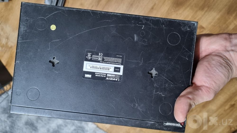 Switch LinkSys 4124 10/100mb 24 port