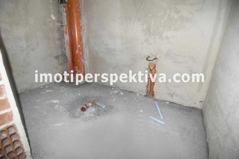 Продава се Многостаен апартамент в Пловдив, Остромила - 180 кв.м за 973 €/кв.м - Снимка #8