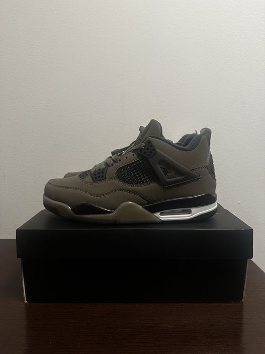 Jordan 4 retro  42-43