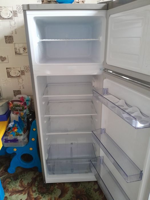 Продам холодильник Beko