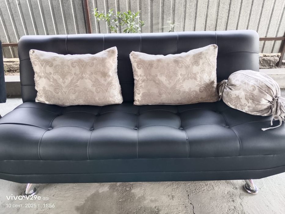 Продам подушки 6 шт