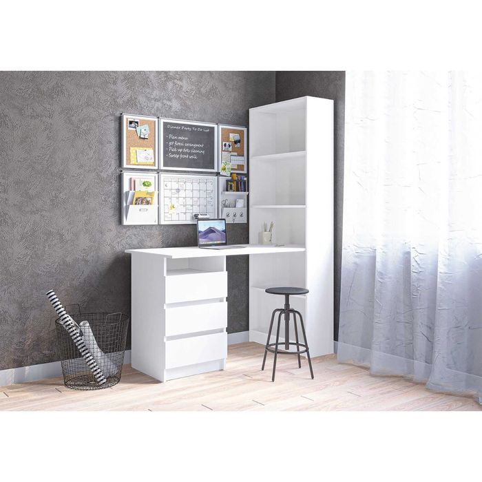 Новые рабочие  столы собственного производства