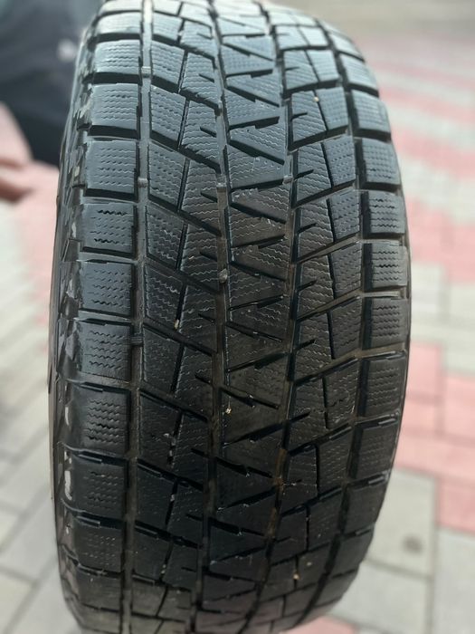Покрышка авто в хорошом