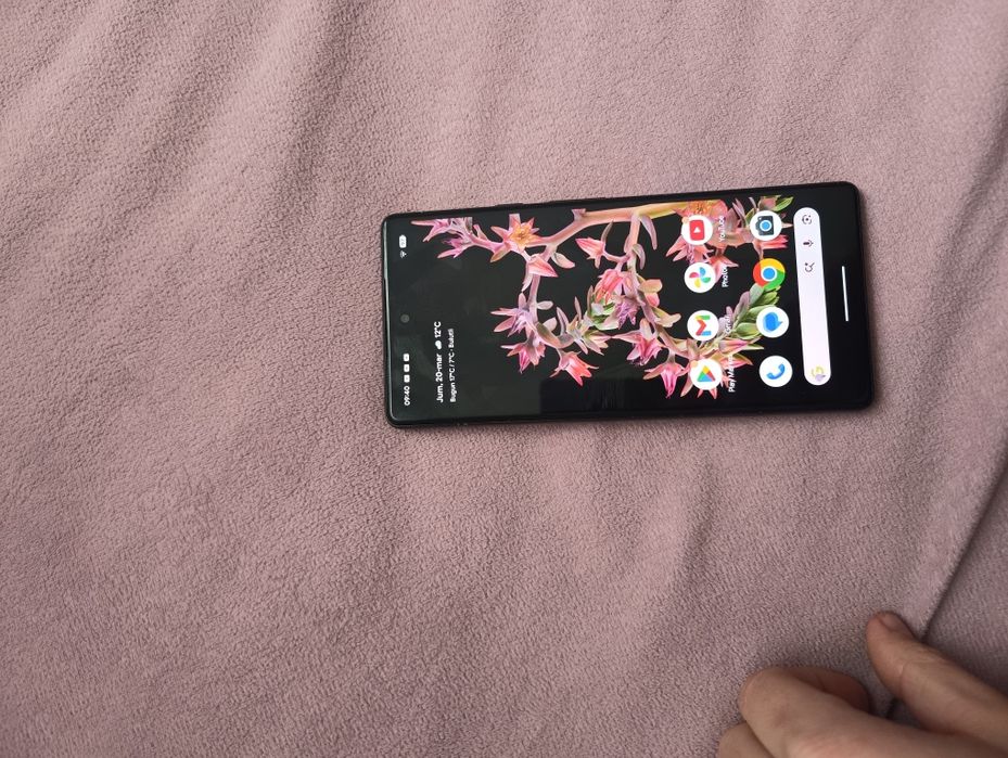 Google pixel 6 8/128gb sotiladi 100$boliwi