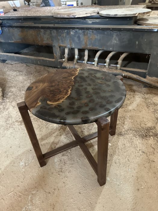 Журнальный столик круглый