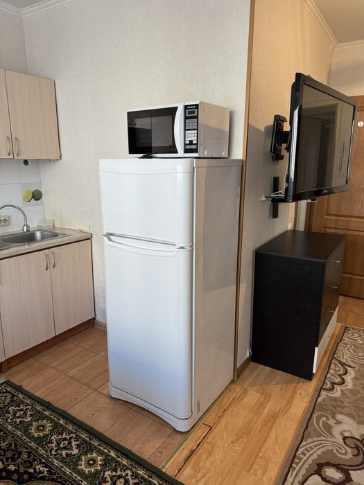 Продам холодильник