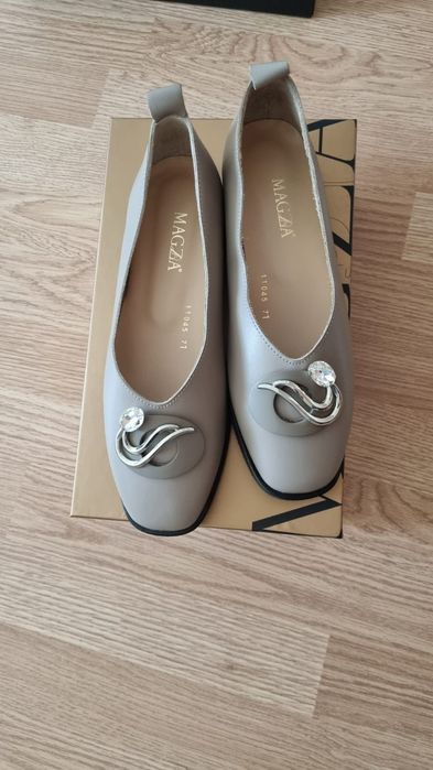 Продам новую балетку