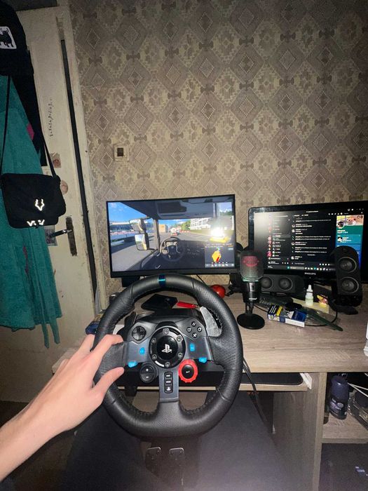 Продавам logitech g29+шифтър