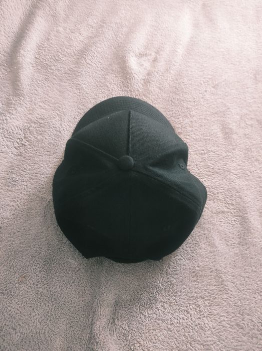 Нова черна шапка с козирка ПБЗН