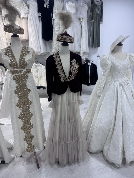 Той көйлектері барлығы сатылады