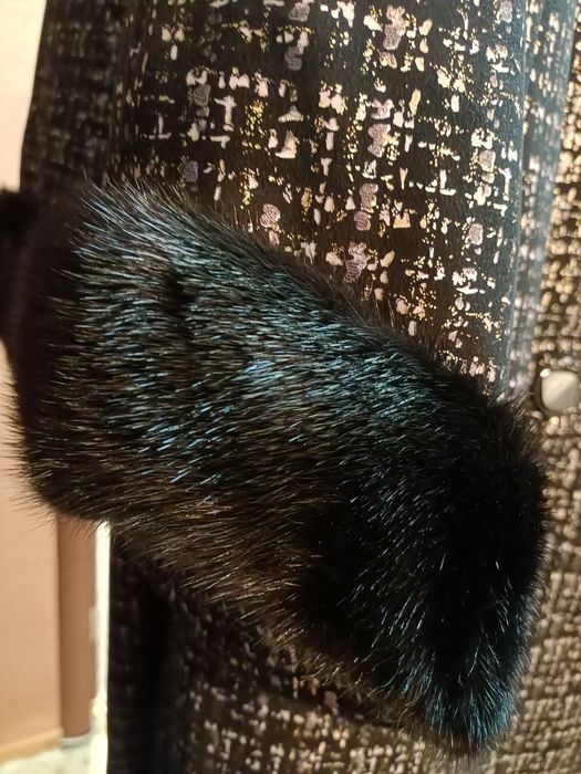 Продам пальто на весну