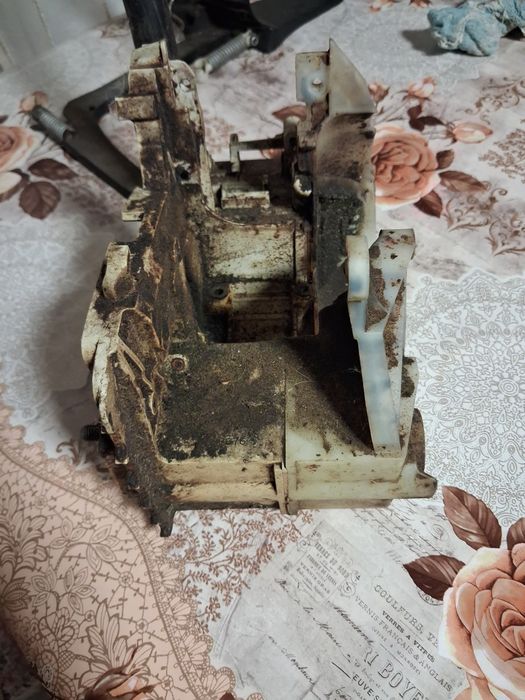 Vând piese sthil 181,sau 211 tot ce se vede în poze.