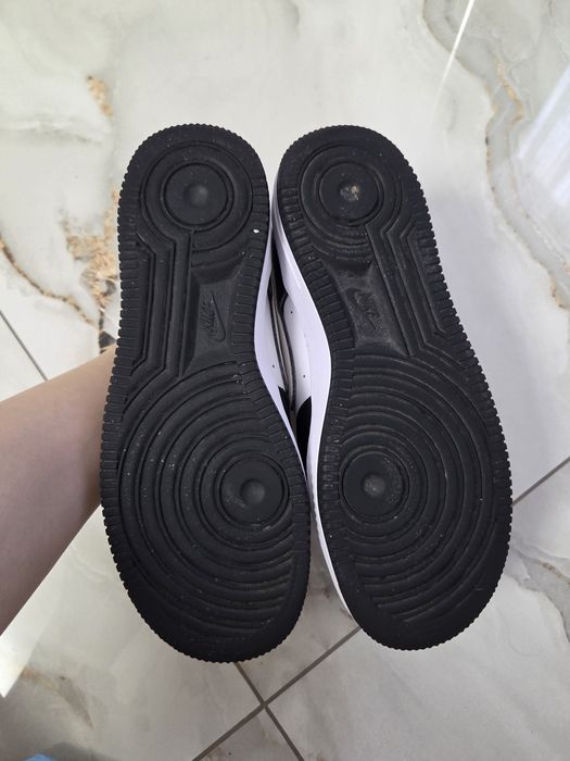 Adidaşi Nike Air Force 1