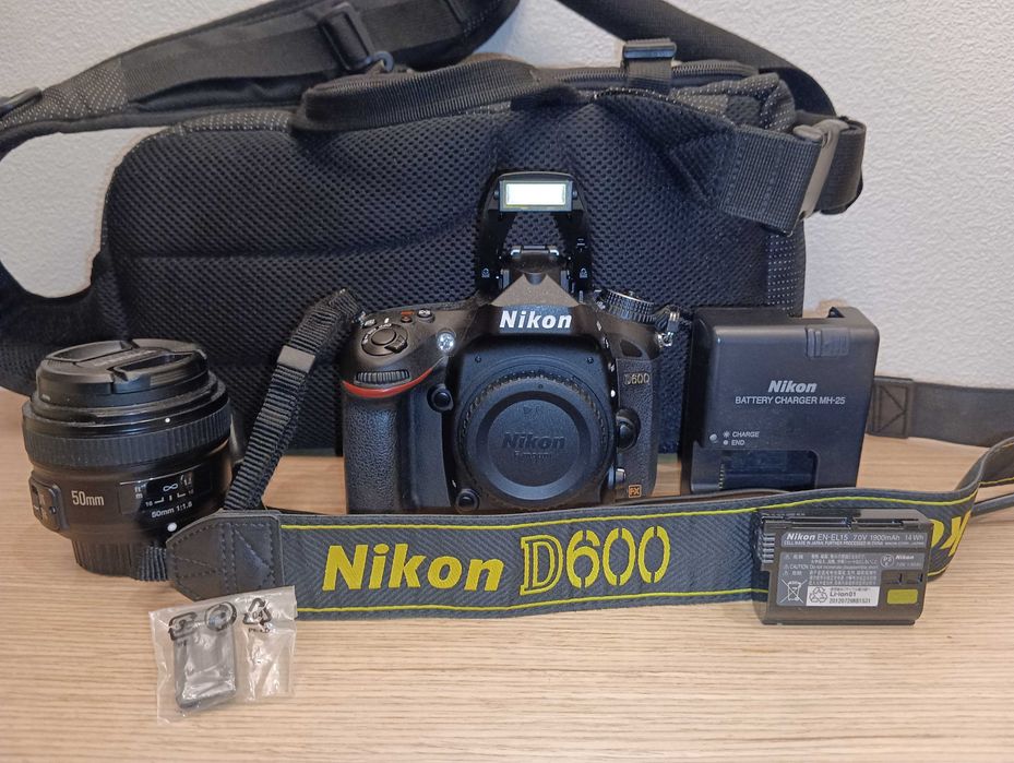 Nikon D600 комплект
