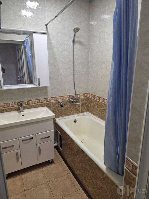 Ал СРОЧНО продается 4/3/5 Узбум