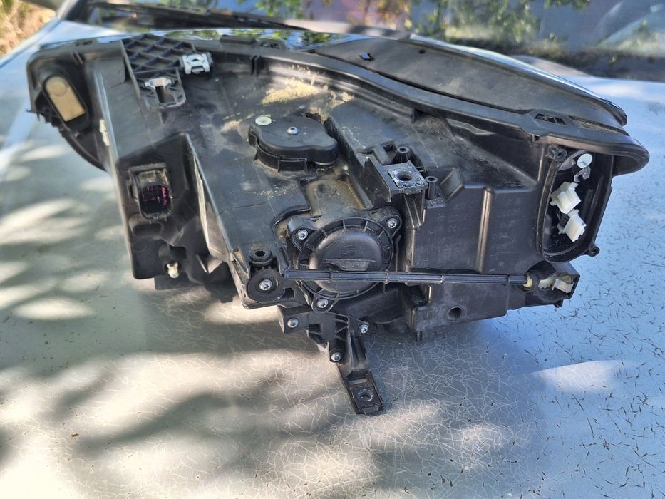 Десен Фар Ксенон За Seat Leon MK4 от 2020-2024 Година Сеат Леон МК4