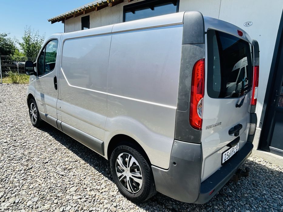 Renault Trafic/Opel Vivaro/Nissan Primastar
