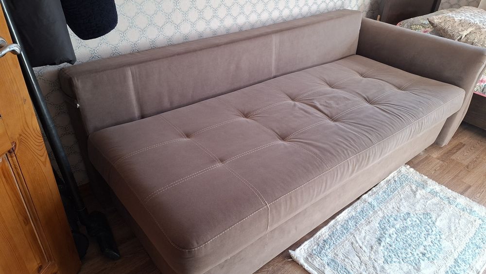 Продам красивый и удобный диван