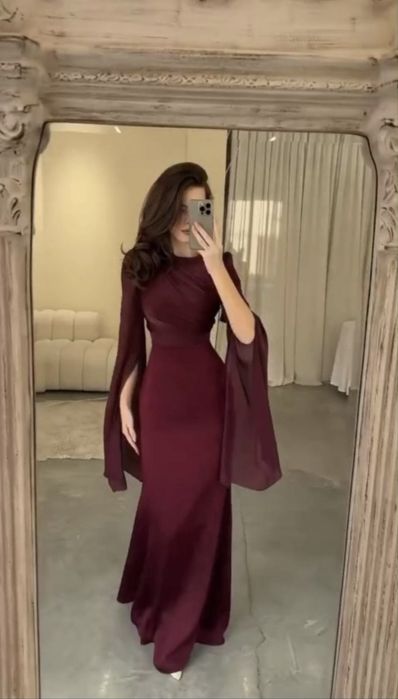 Продам 3 платья