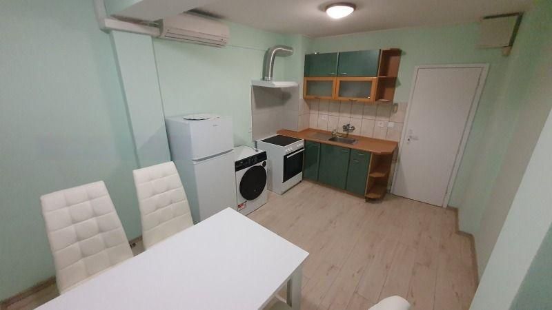 Дава се под наем Двустаен апартамент в София, Зона Б-18 - 60 кв.м за 647.19 € - Снимка #3