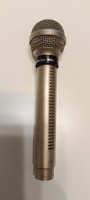 Винтидж микрофон  AKG D24