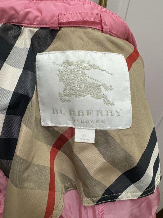 Geaca fete burberry originala NOUA 2 3 ani