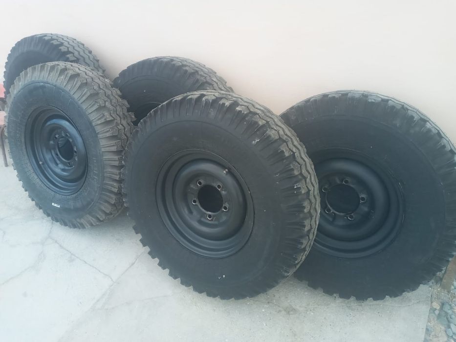 Продаю шины с диском