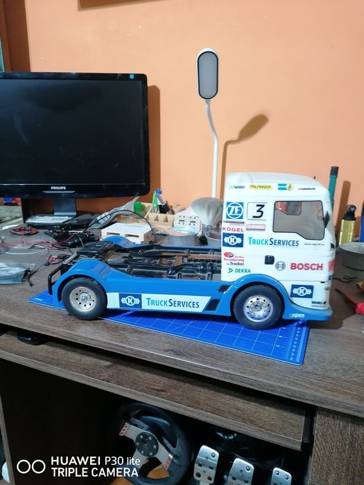 Vand automodel tamiya MAN HAHNRACING.