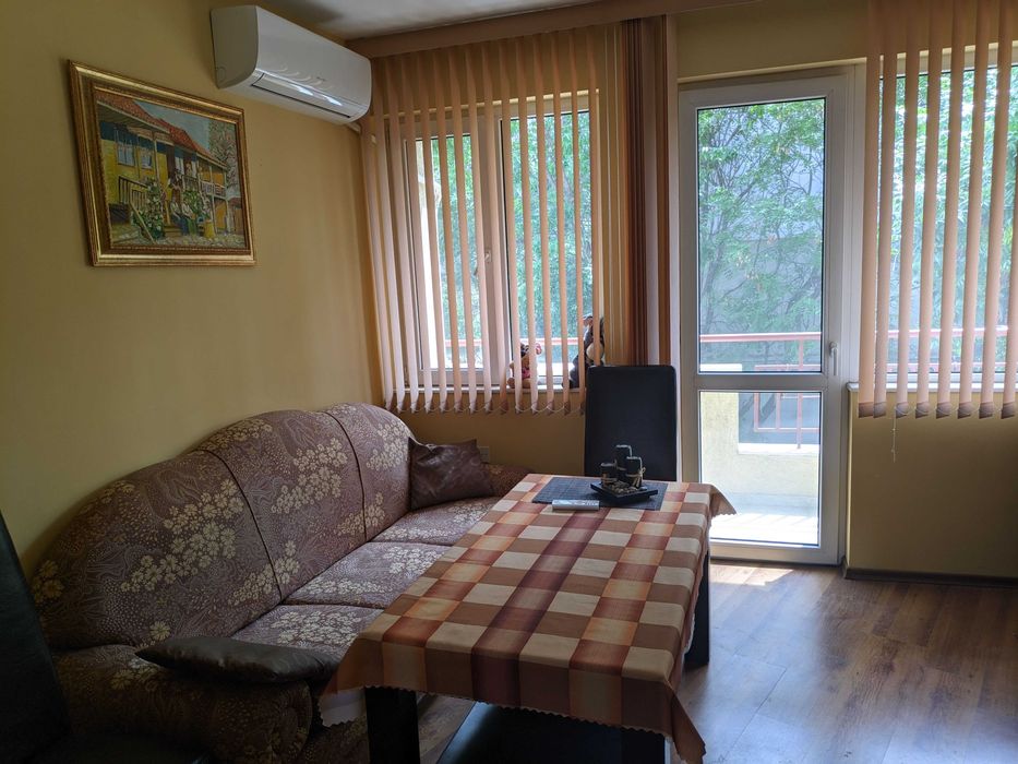 Дава се под наем Двустаен апартамент в Пловдив, Кючук Париж - 45 кв.м за 357 € - Снимка #1