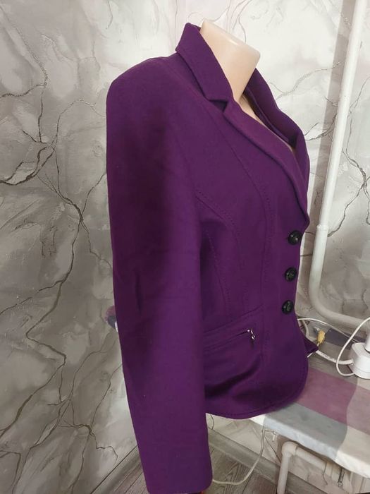 Кофты пиджаки брюки