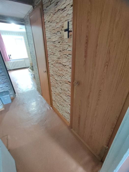 Продается 3-комн (7-30, 1 эт)