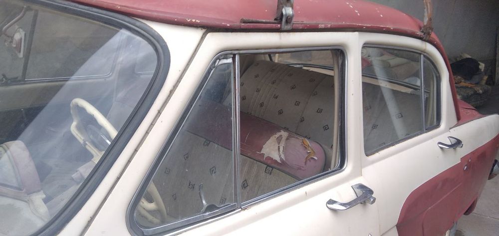 Gaz Volga 21 sotiladi