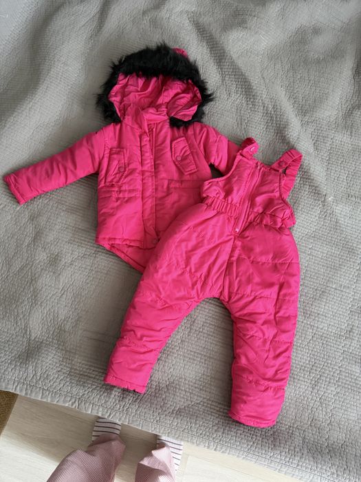 Зимний комбинезон для девочки