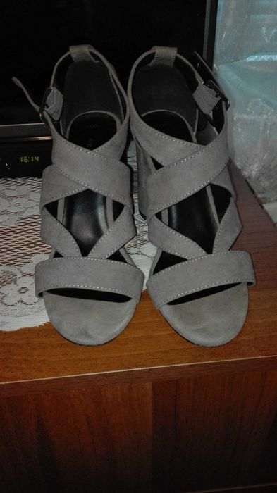 дамски обувки 1+ 1 подарък