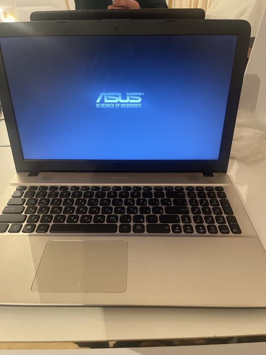 Ноудбук Asus vivobook