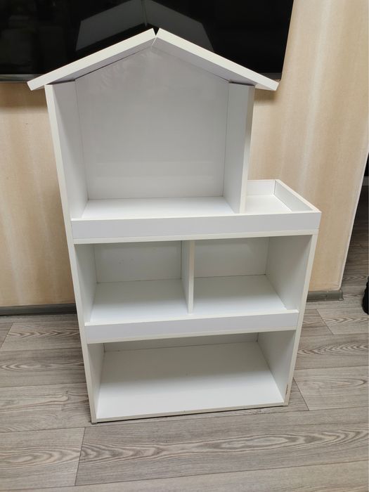 Продам кукольный домик