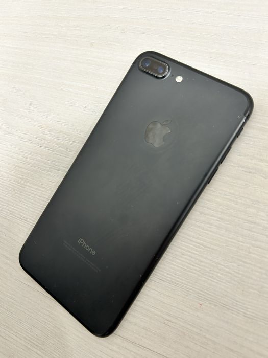 Iphone 7 plus , 128 гб