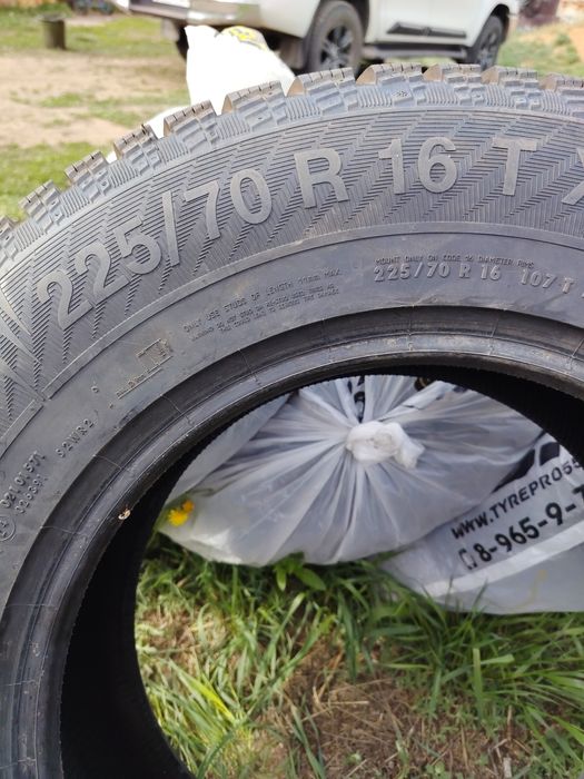 Продам резину225 70 r16 Gislaved
