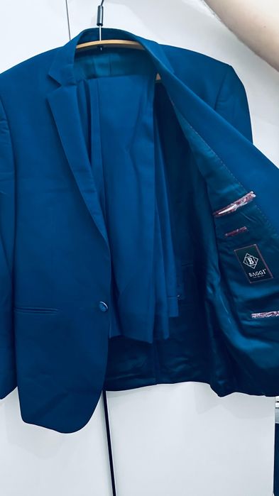 Продам костюм мужской