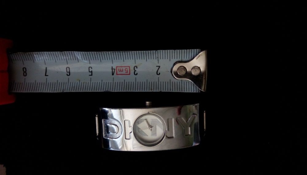 Часовник DKNY дамски