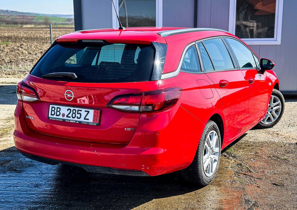 Opel Astra K 2017 1.6CDTI cu doar 123000 km